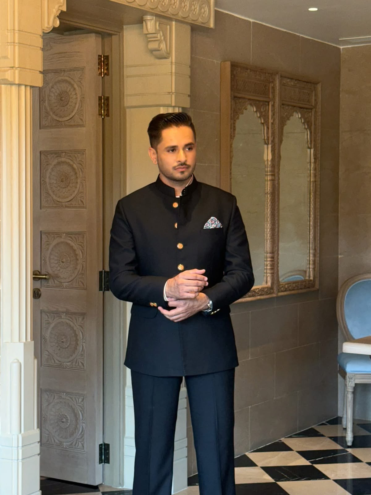 Classic Fit Italian Cut Men's 2-Piece Prince Suit - Premium Black Stripe