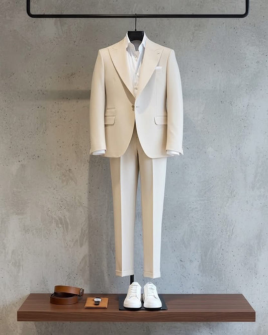 Classic Fit Italian Cut Men's 2-Piece Suit - Premium Beige colour