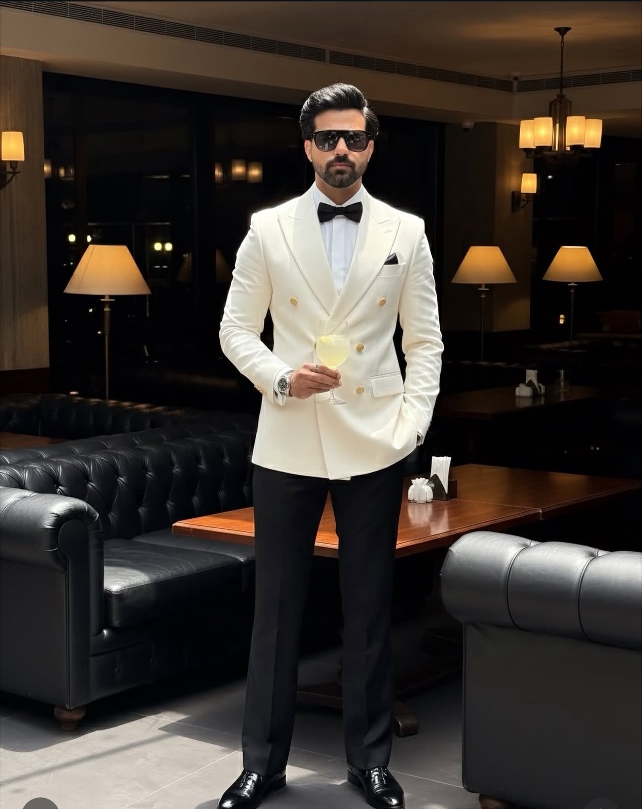 Classic Fit Italian Cut Men's 2-Piece Suit - Premium Beige Colour